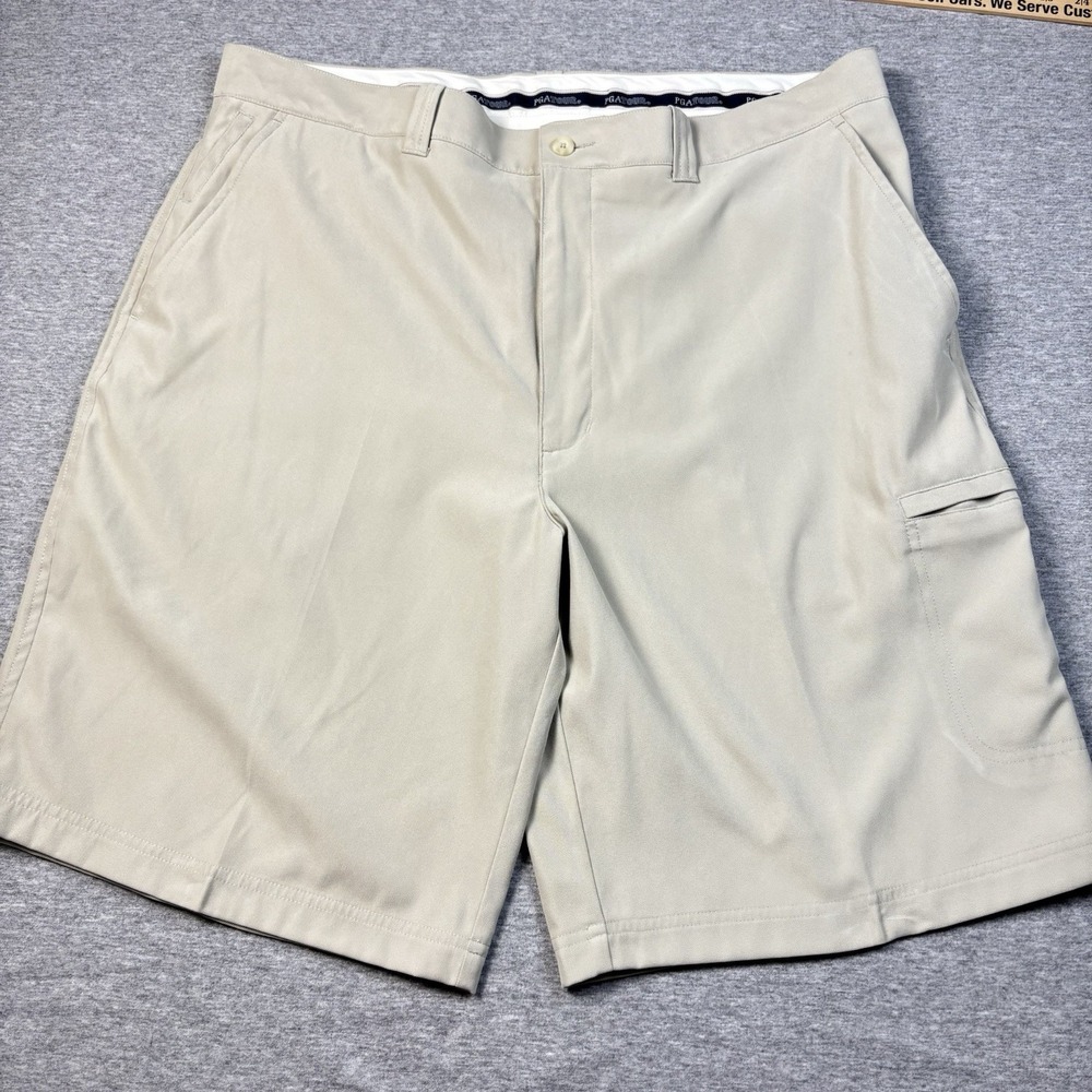 PGA Tour Tech Zone Golf Shorts Men's 38 X 10 Zip Pockets Classic Beige Tan Khaki
